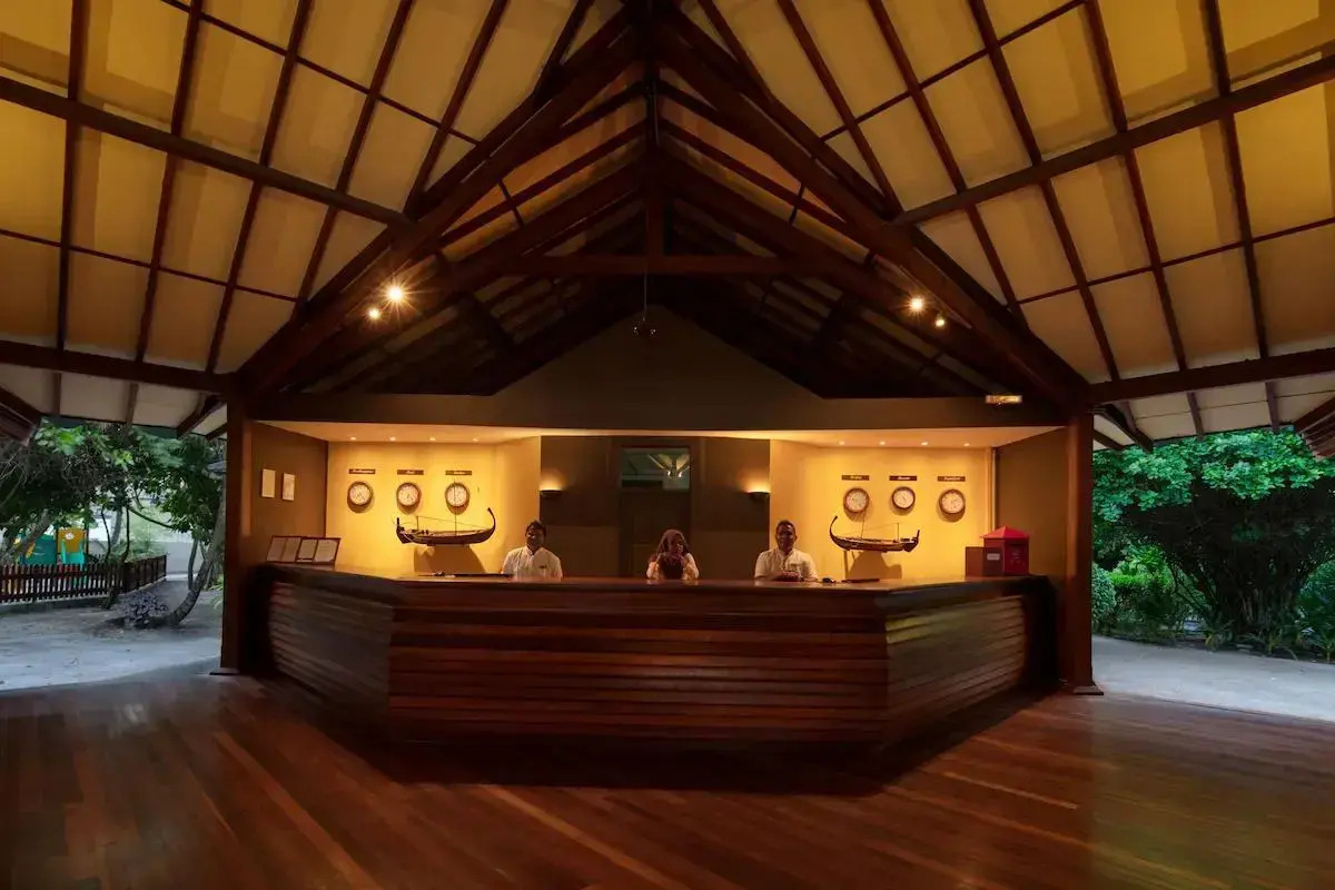 Adaaran Select Meedhupparu