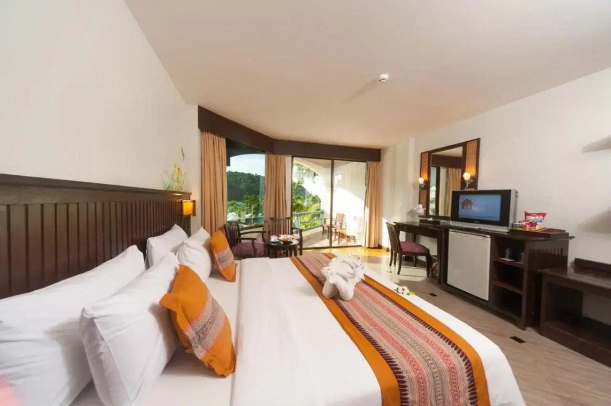 Phi Phi Island Cabana Hotel