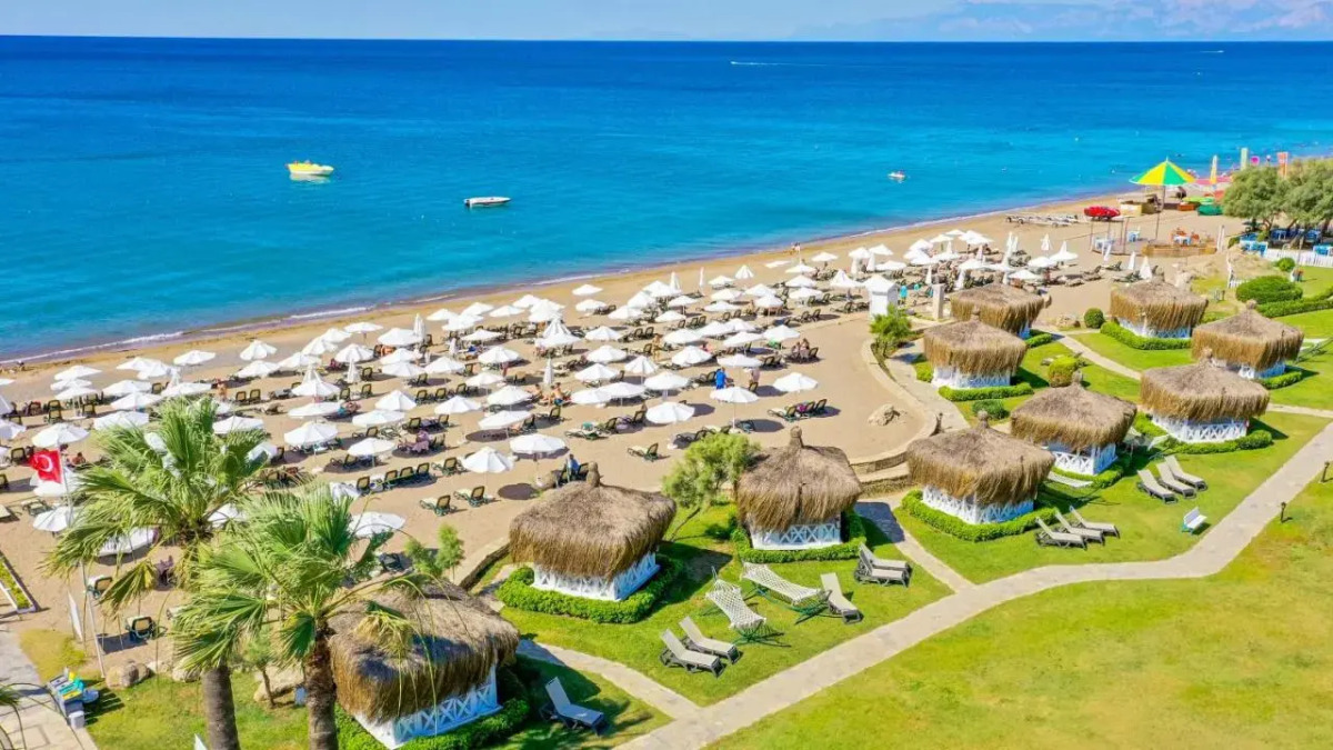 Crystal Flora Beach Resort – All Inclusive