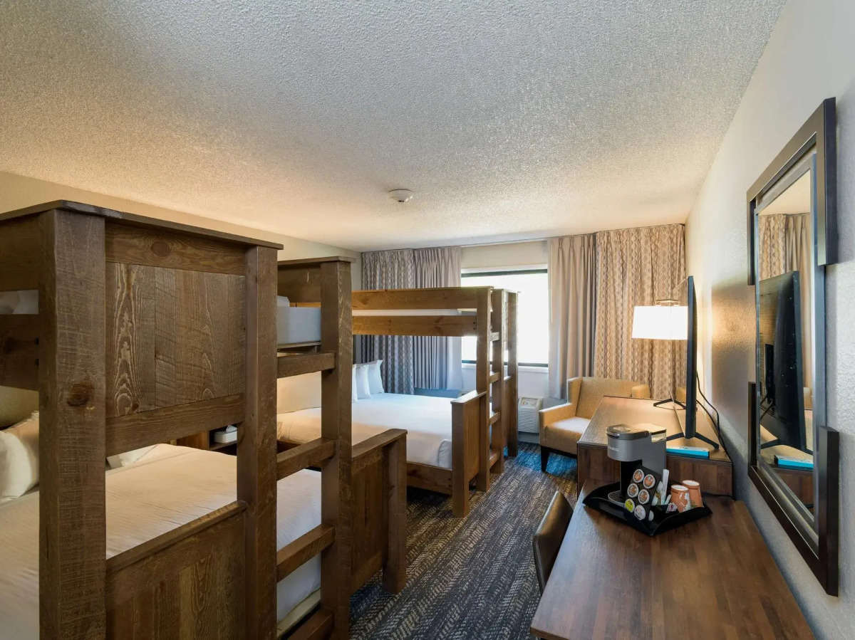 Yavapai Lodge - West & East