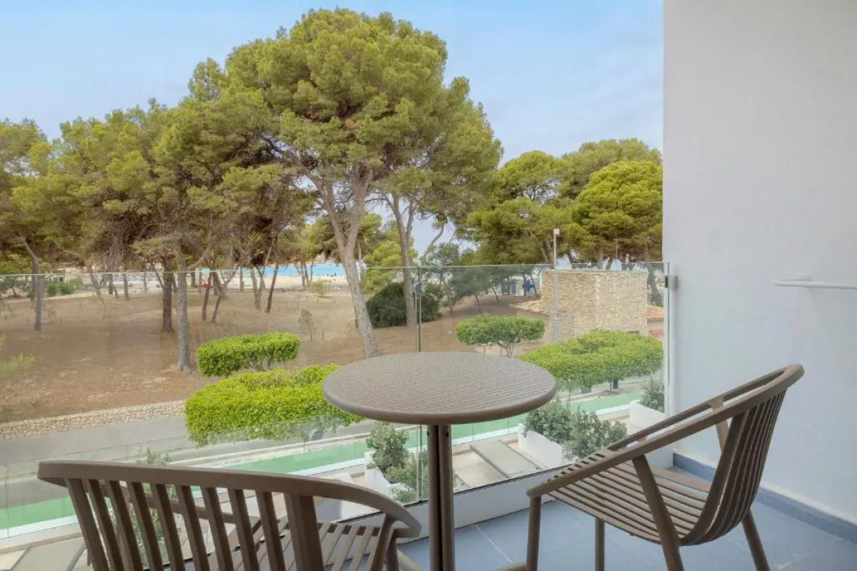 HM Isabela-Adults Only