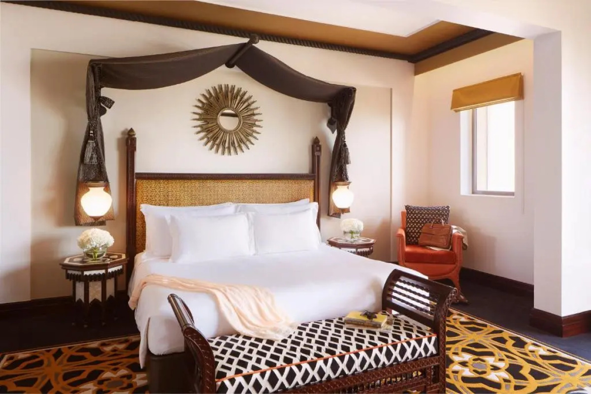 Отель Jumeirah Al Qasr Dubai