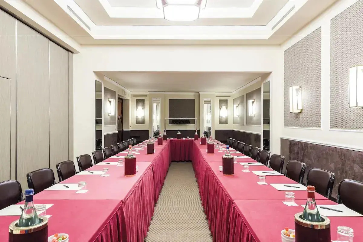 Отель Doria Grand Hotel