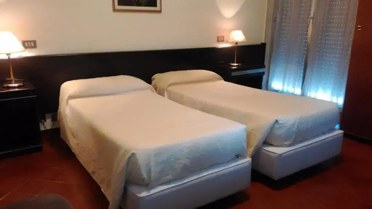 Отель Crisol Europa