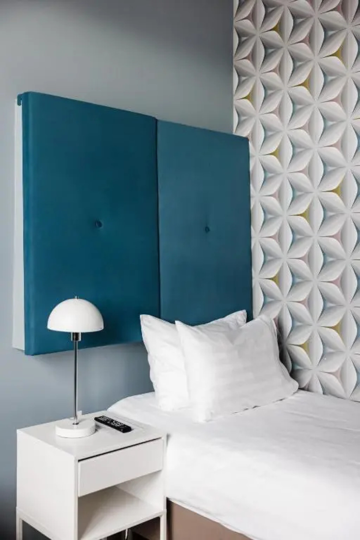 Отель Oddsson Midtown 