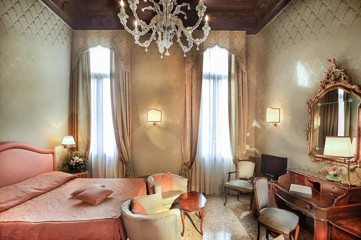 Отель Colombina