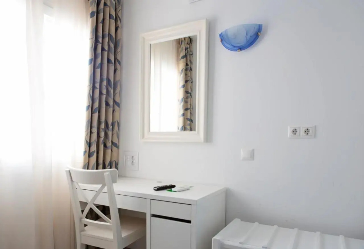 Отель Málaga Eliseos