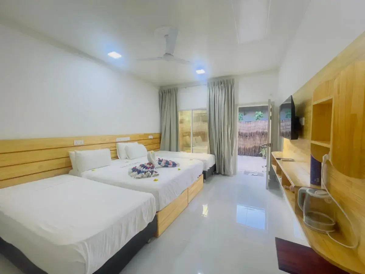 Отель Shoreline Grand