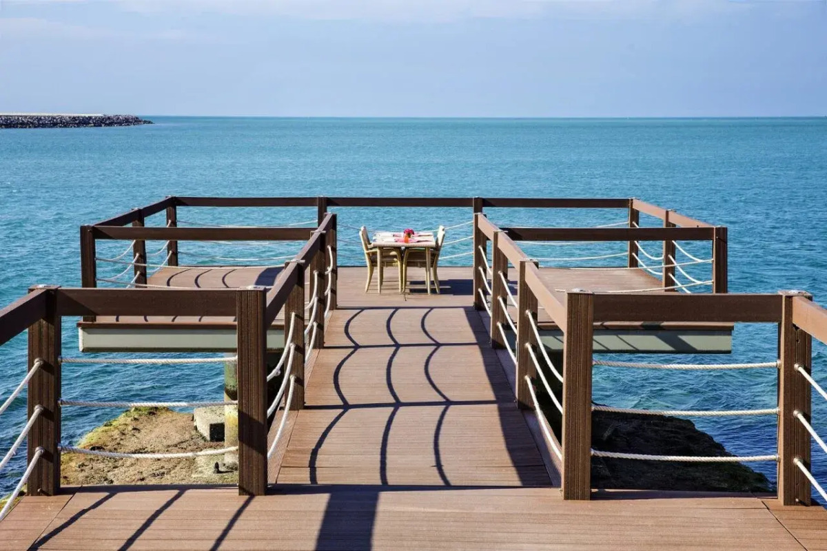 Отель Pullman Resort Al Marjan Island