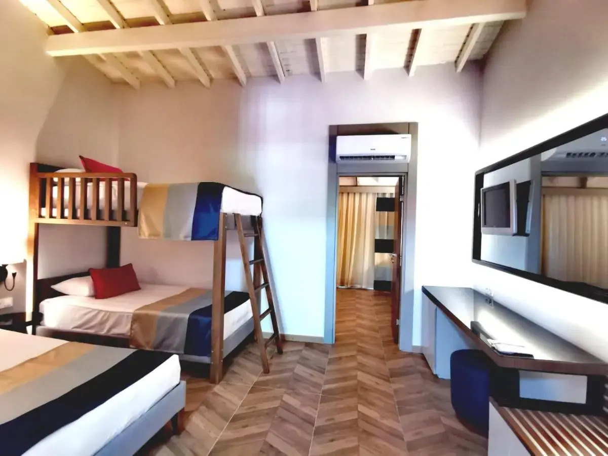 Crystal Flora Beach Resort – All Inclusive