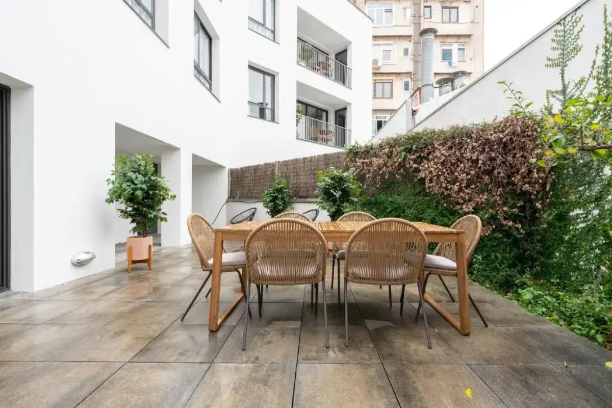 Limehome Barcelona Rector Triadó