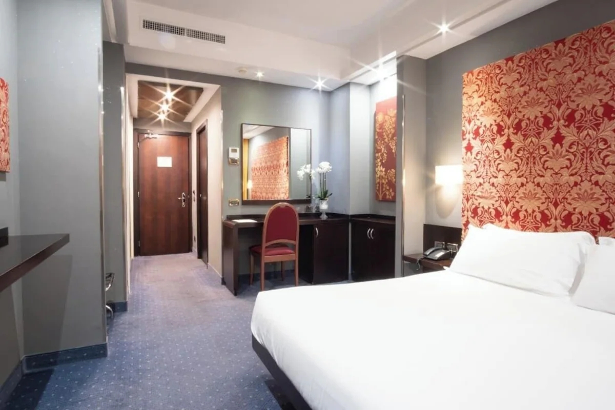 Отель Imperatori