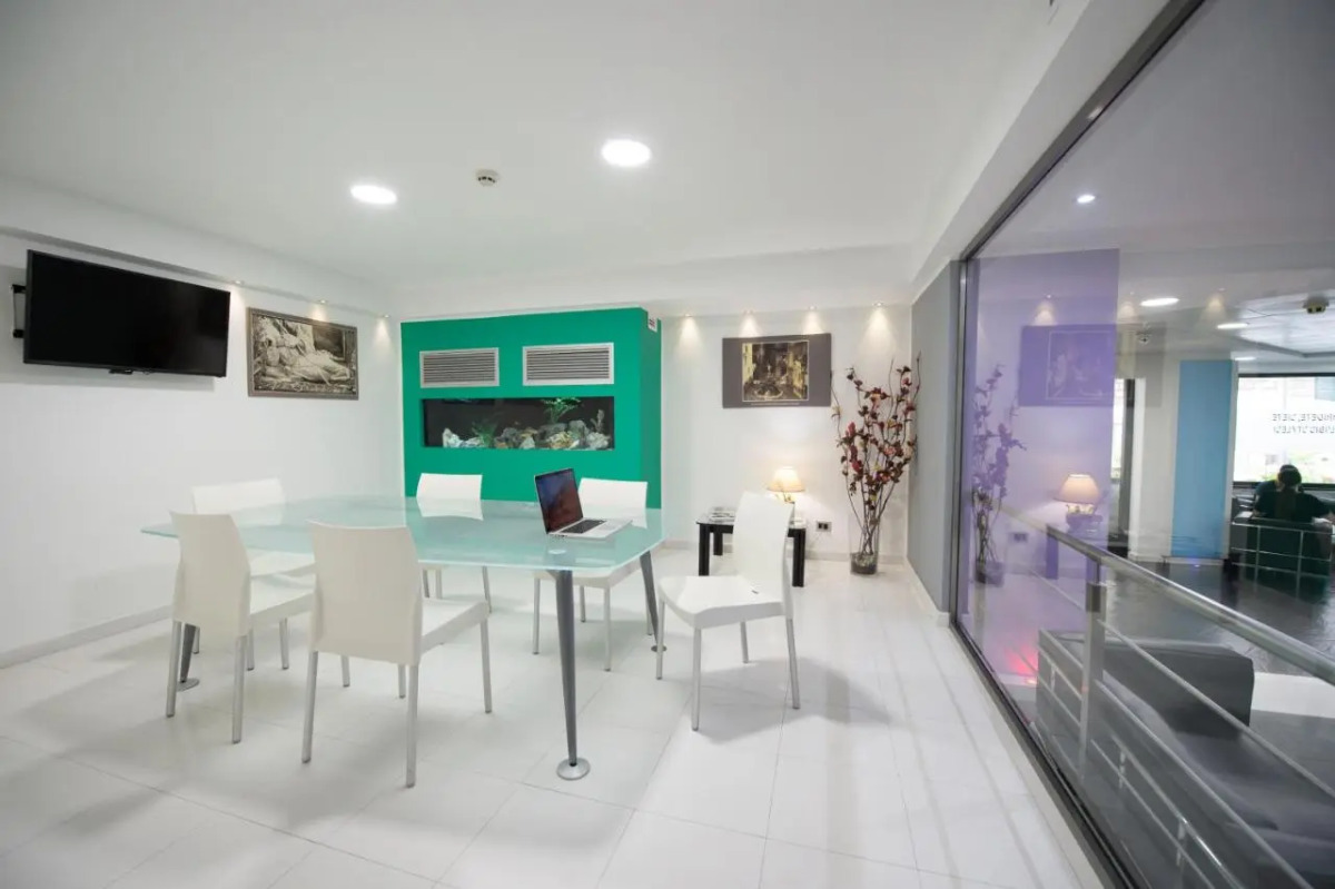 Ibis Styles Palermo Cristal