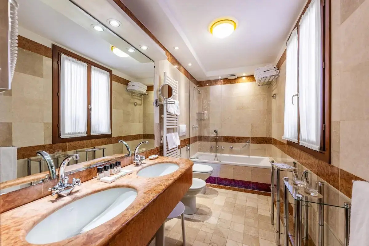 Отель Colombina