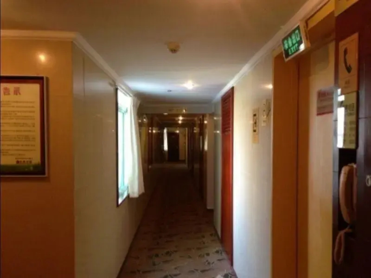 Longquan Hotel (Hainan Industry and Commerce College Branch of the Provincial Government)