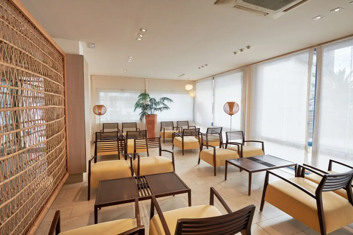 Отель Checkin Blanes