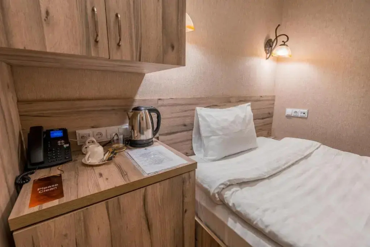 Imperial House Hotel