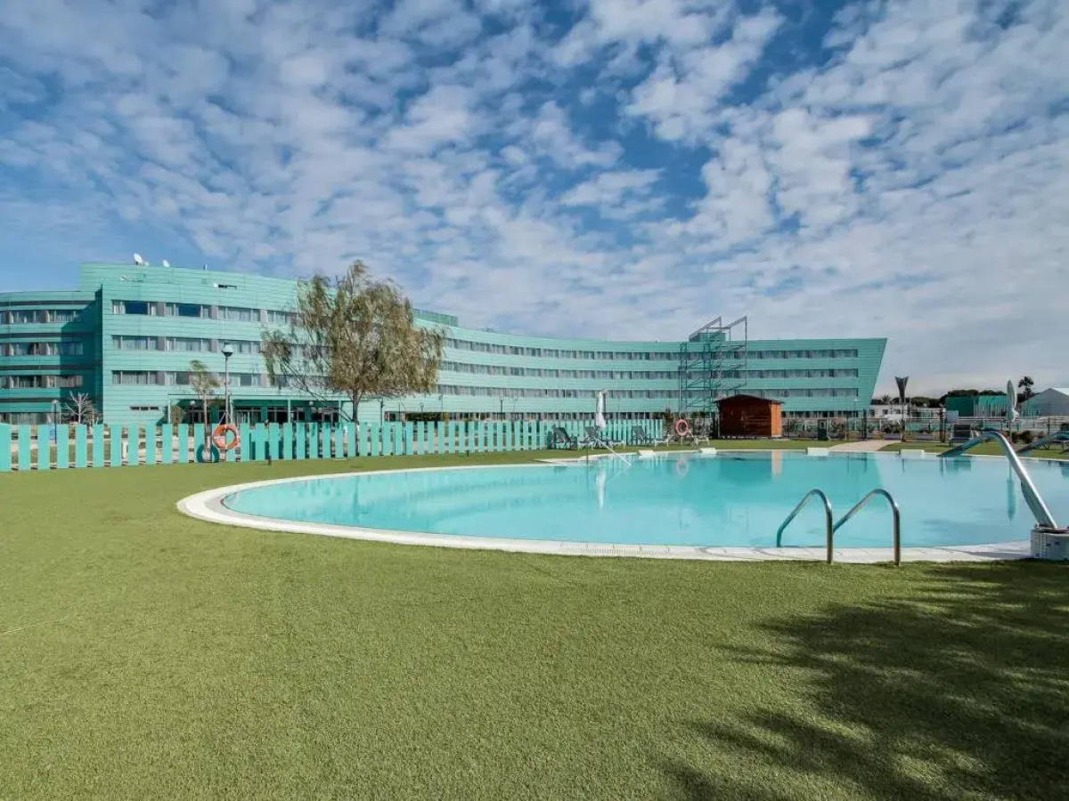 Отель Barcelona Airport