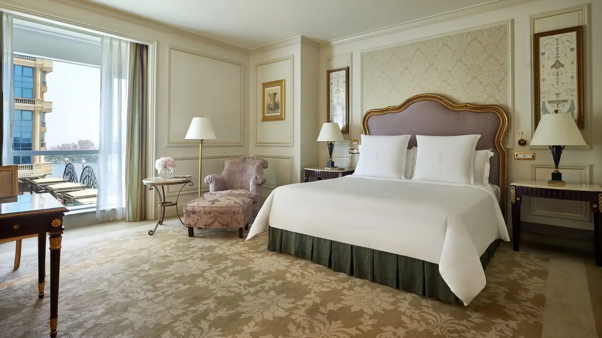 Отель Four Seasons Cairo at First Residence