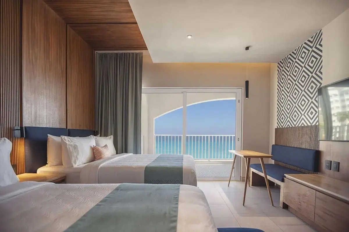 Hilton Cancun Mar Caribe All-Inclusive Resort