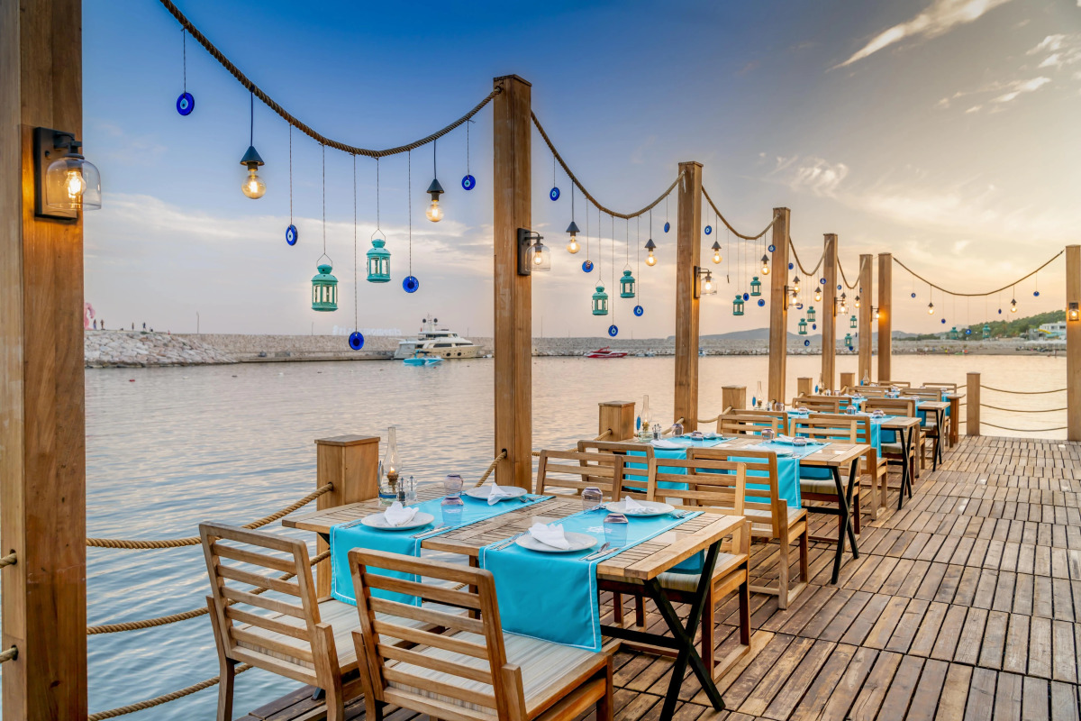 Rixos Sungate - The Land of Legends Access