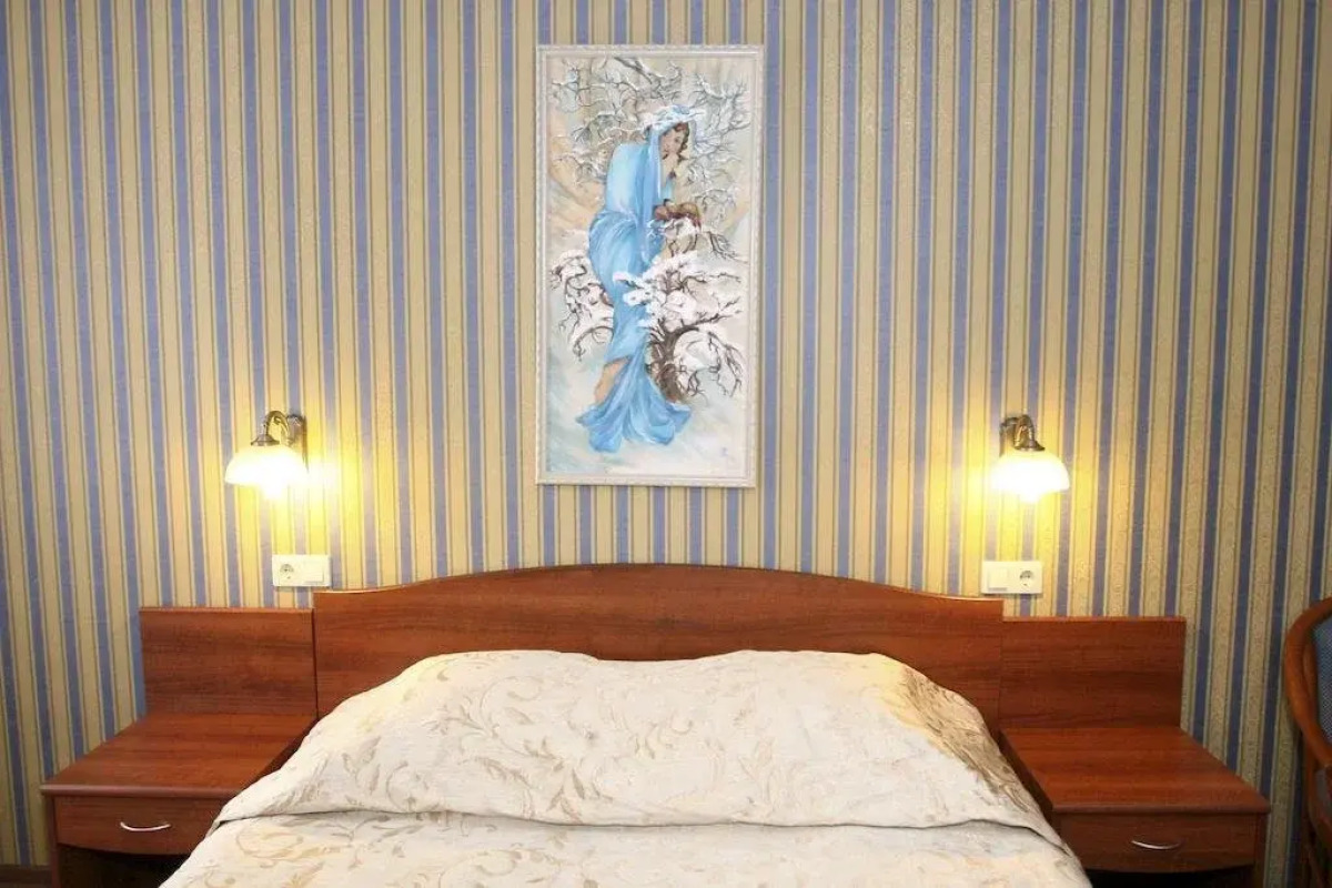 Отель «Четыре сезона»