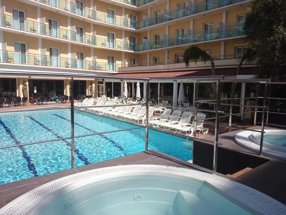 Отель La Palmera & Spa