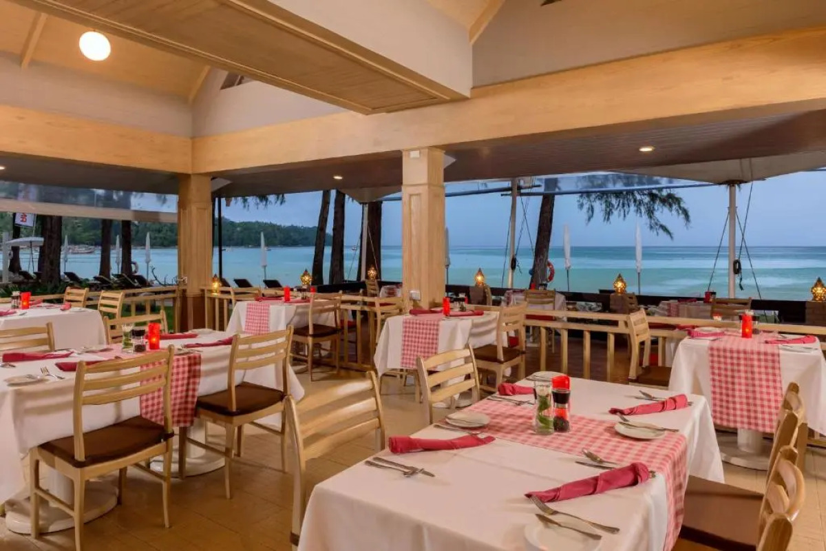 Отель Best Western Premier Bangtao Beach Resort and Spa