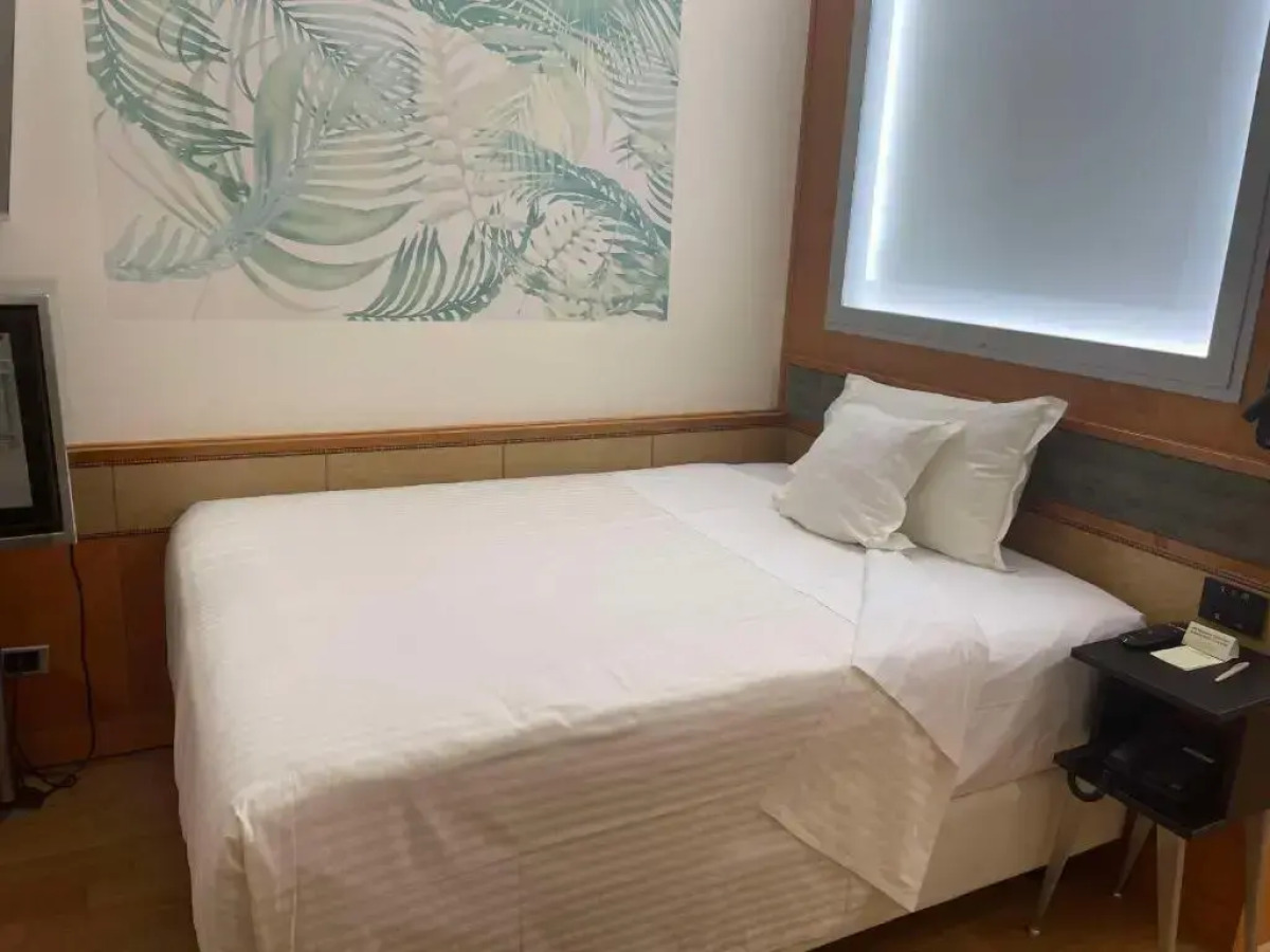 Отель C-Hotels Concorde