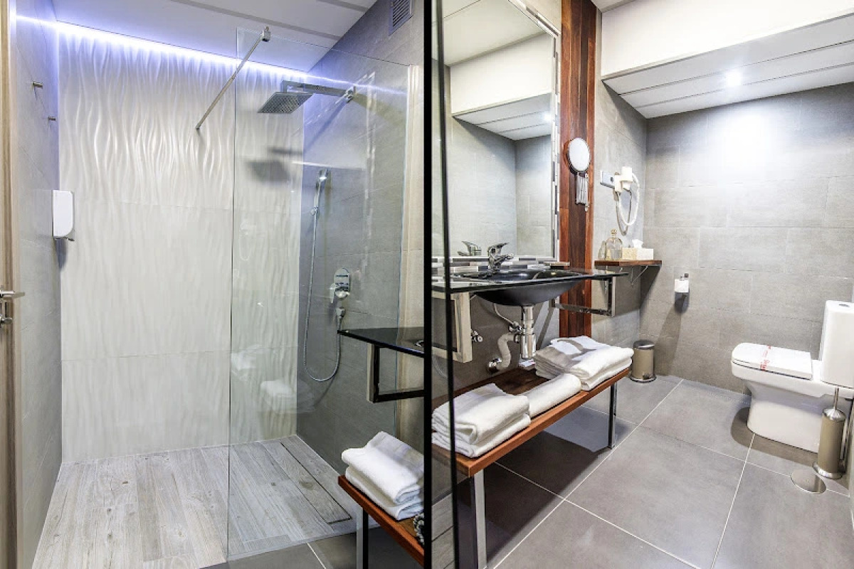 First Flatotel International