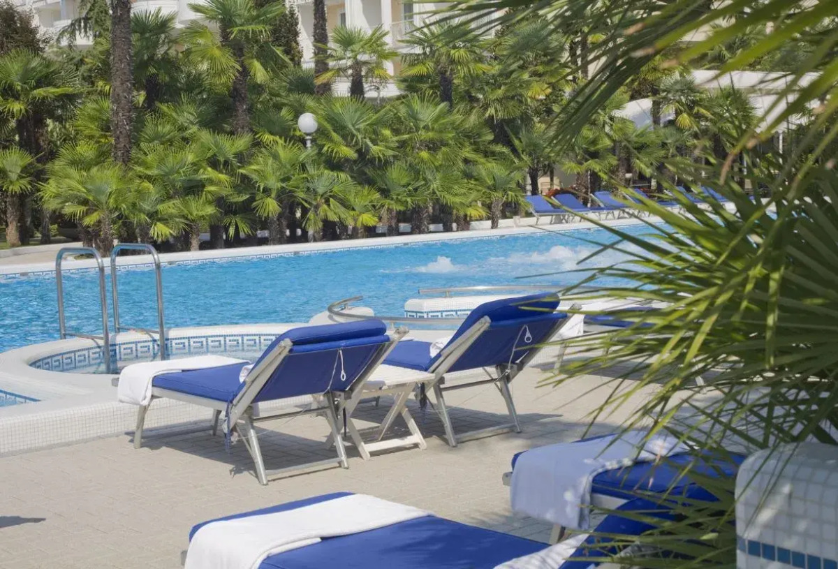 Отель Abano Grand