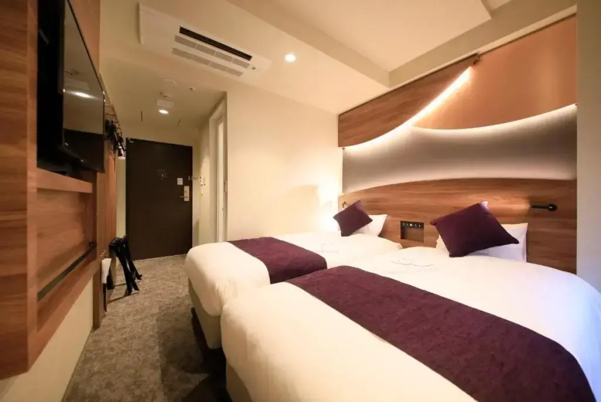 Отель Quintessa Hotel Tokyo Ginza