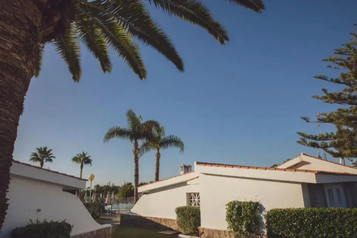 Vista Verde Adult Only