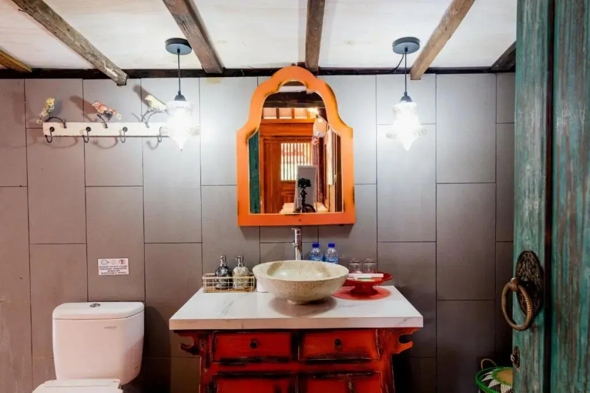 Kakul Villas & Suites