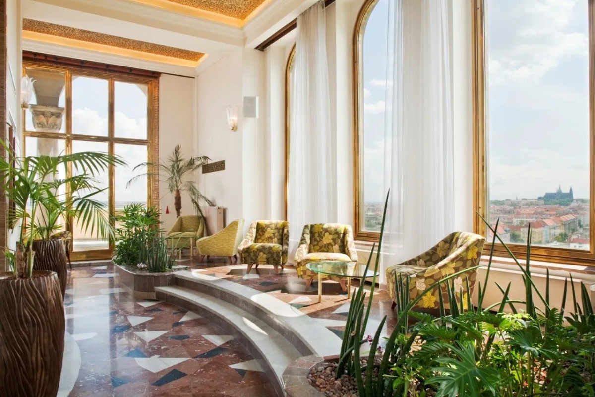 Grand Hotel International