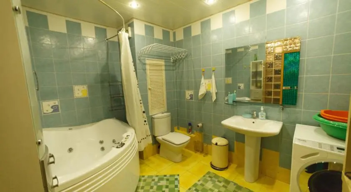 Hostel na Preobrazhenke Tut Zhivut