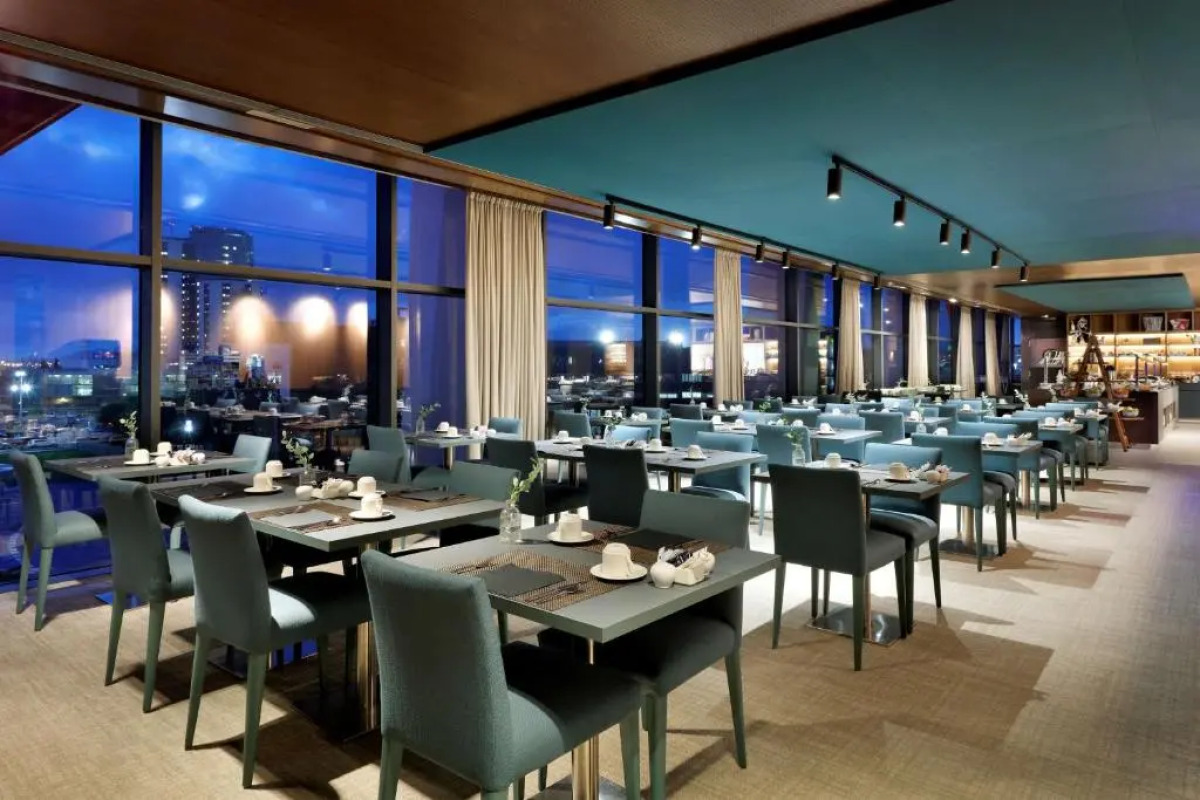 Hyatt Regency Barcelona Tower