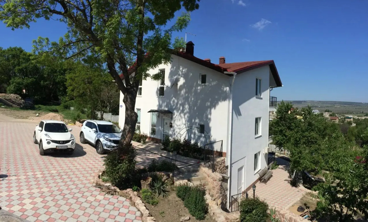 Натали (Балаклава)