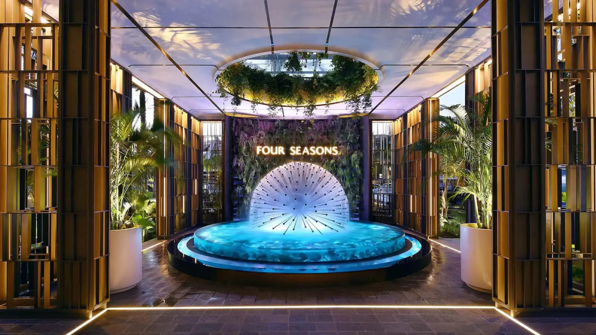 Отель Four Seasons 