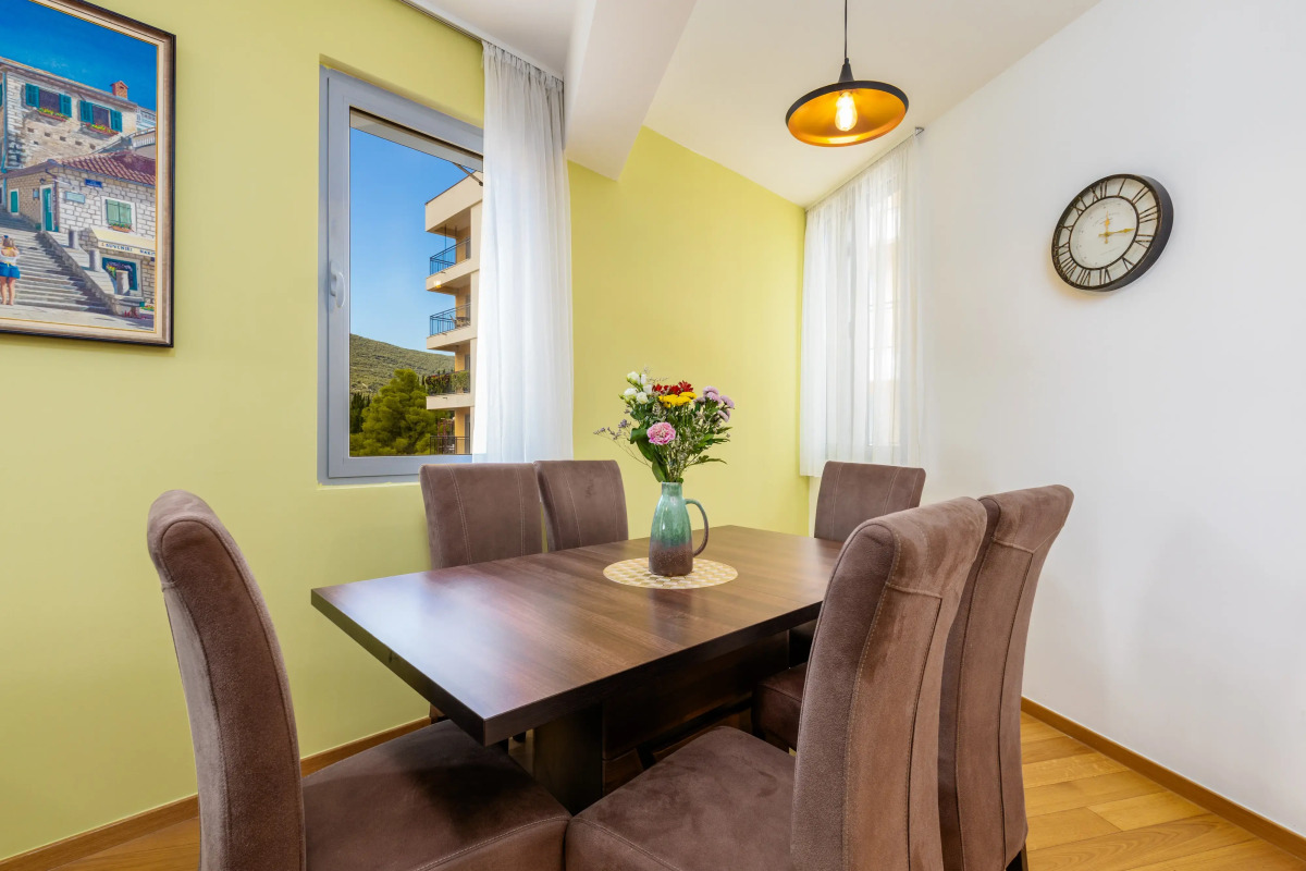 Apart Hotel MS Katunjanin