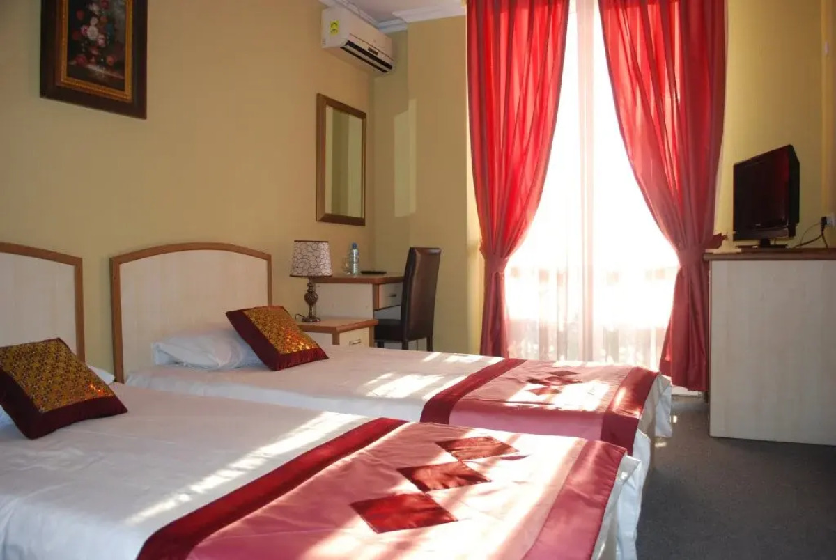 Prestige Palace Hotel