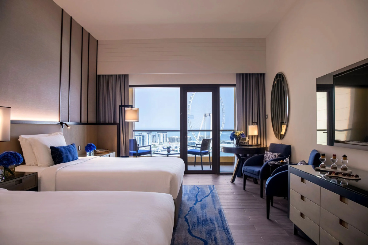 Amwaj Rotana, Jumeirah Beach