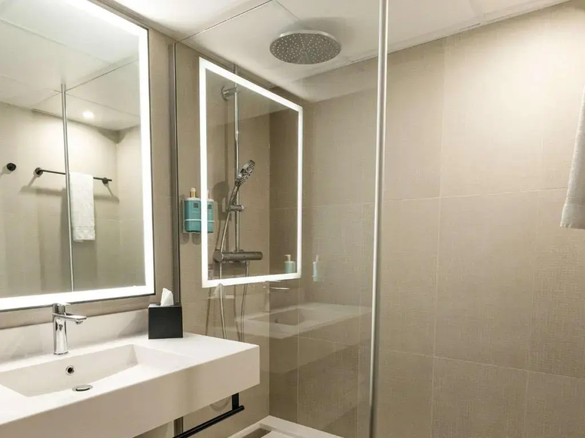 Novotel Paris Suresnes Longchamp