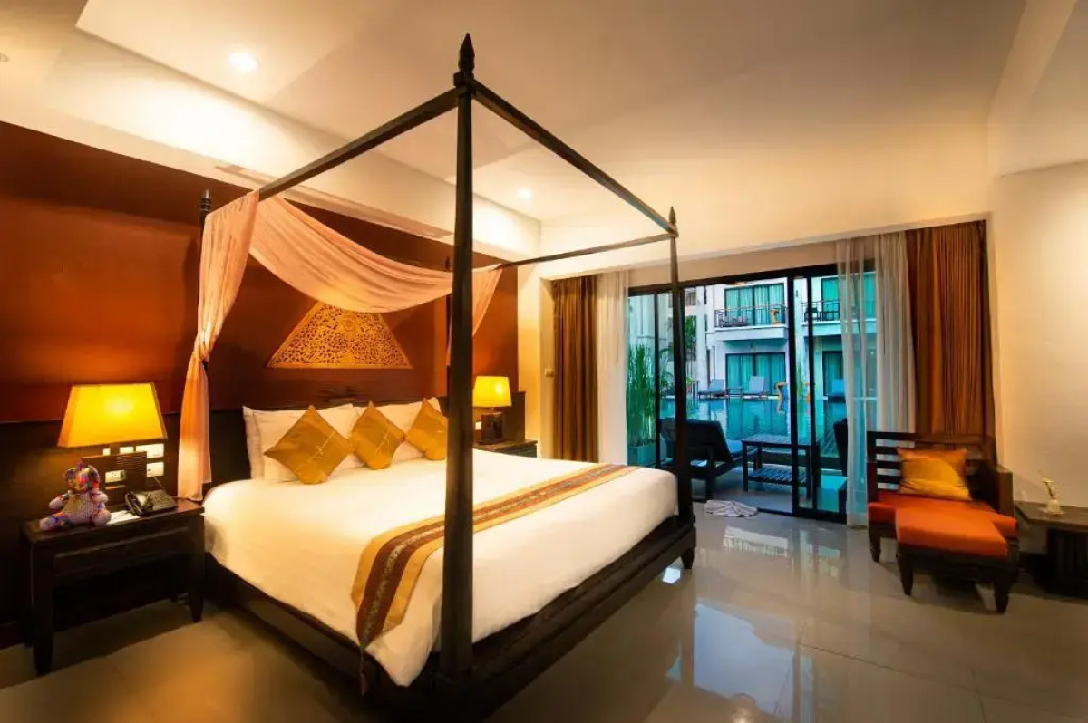 Курорт Navatara Phuket Resort