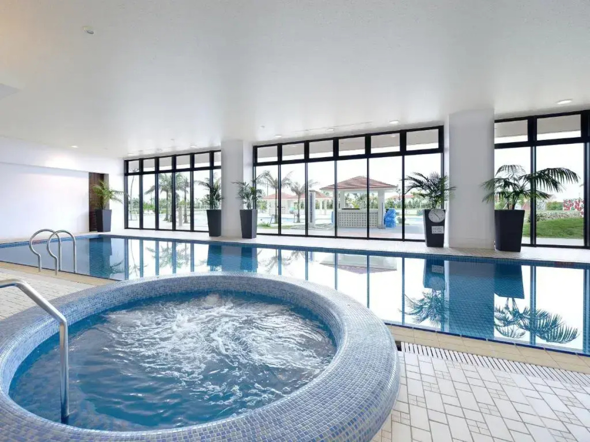 Отель Southern Beach Hotel & Resort Okinawa