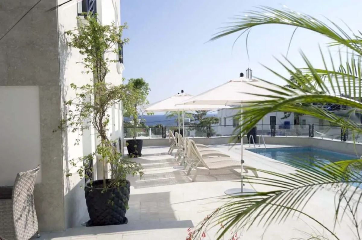 Ena Boutique Hotel & Residences