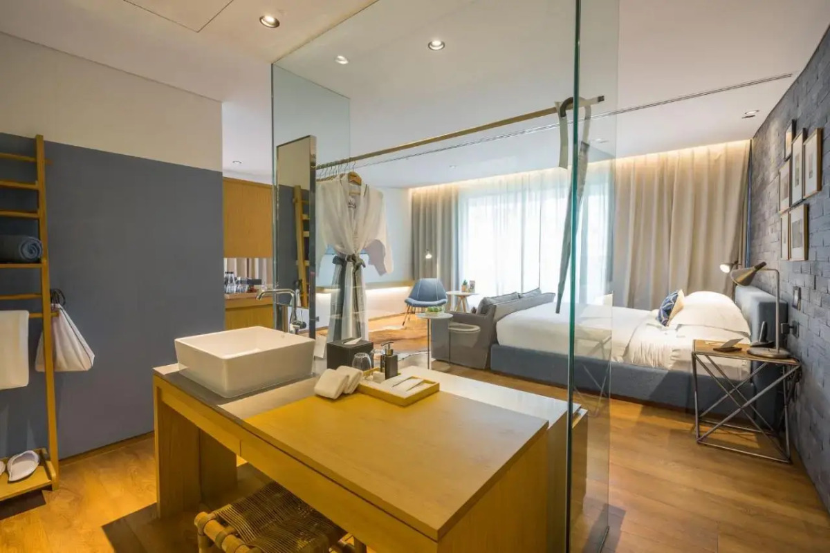 Отель Ad Lib Bangkok