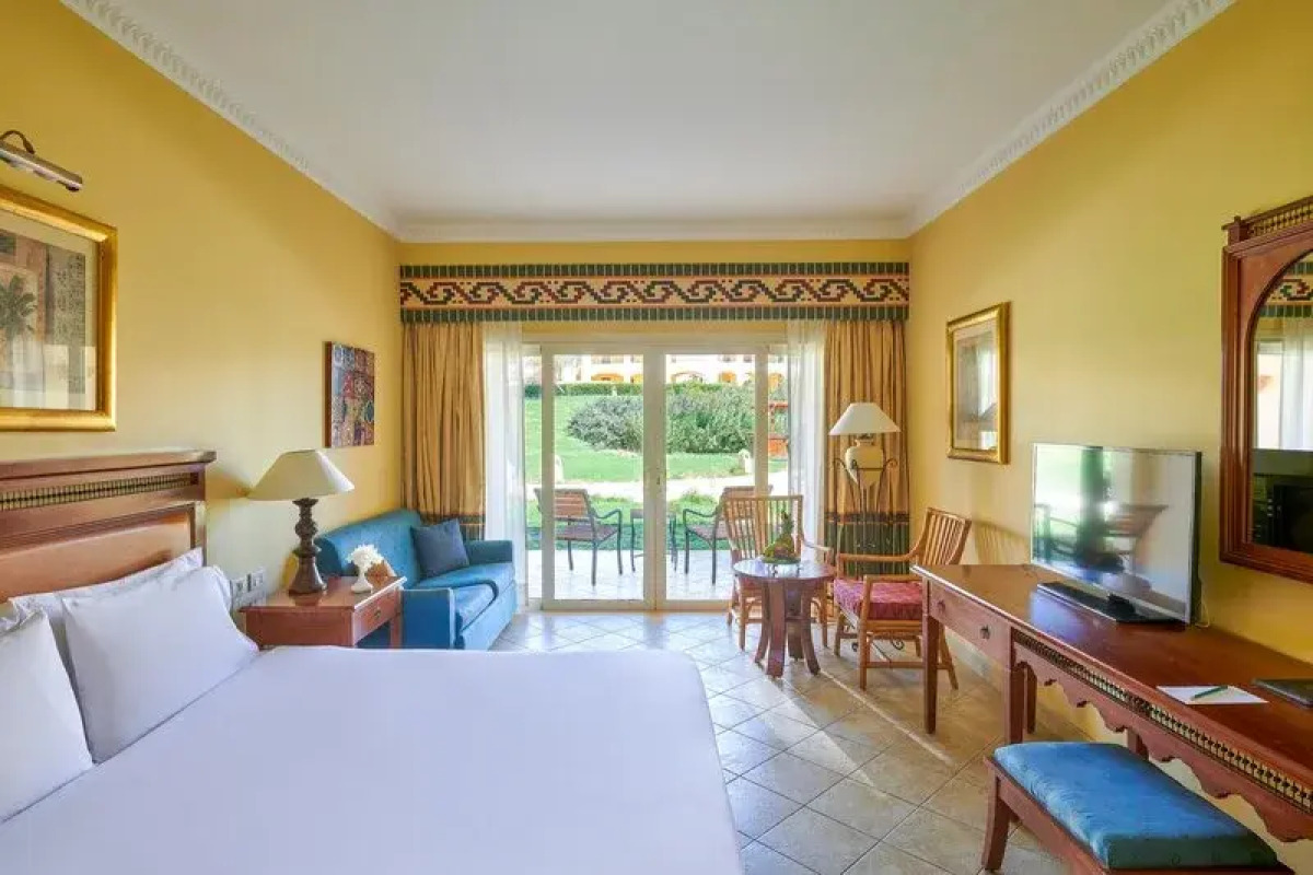 Mosaique Beach Resort