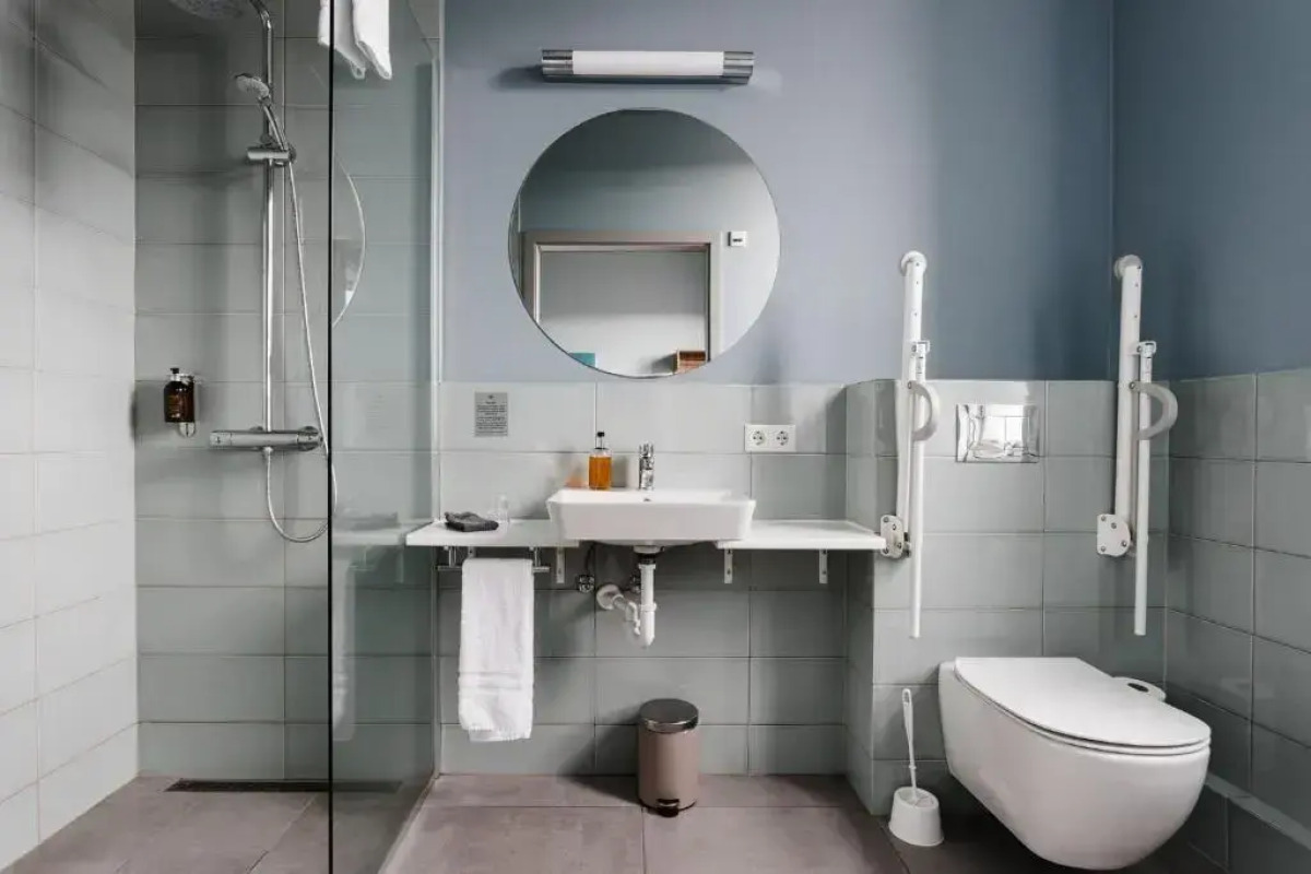 Отель Oddsson Midtown 