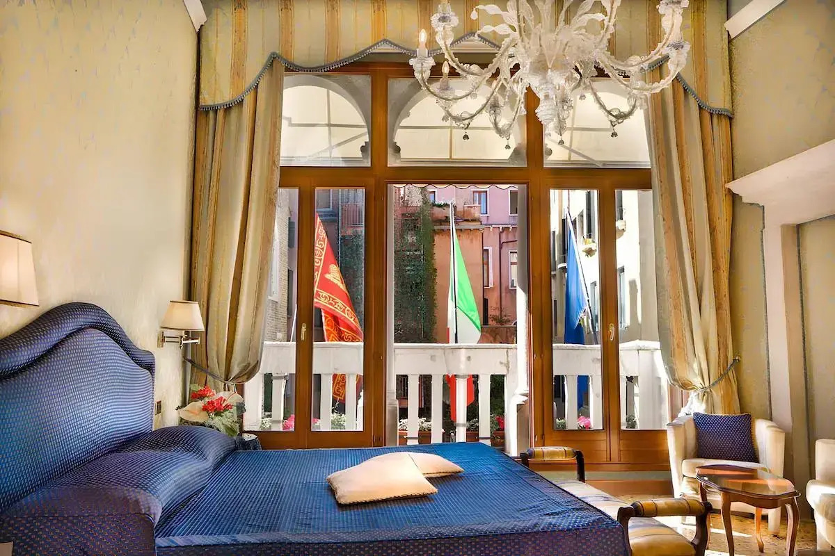 Отель Colombina